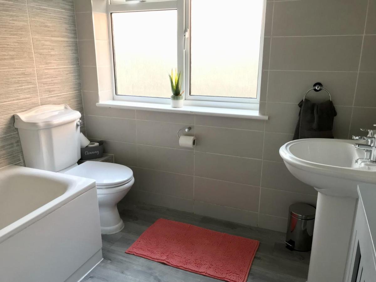 Stanford Villa Eksteriør billede
